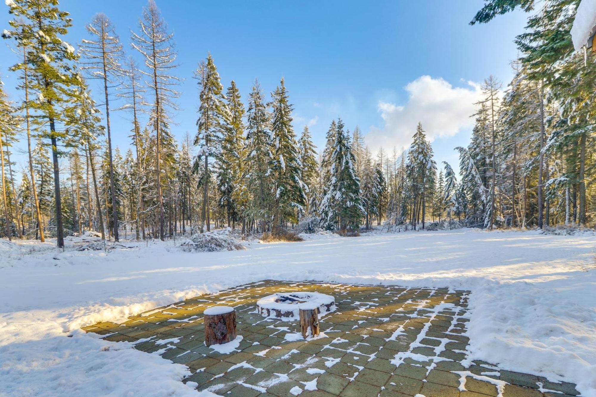 Columbia Falls Private Retreat Pool Table And Deck! 外观 照片